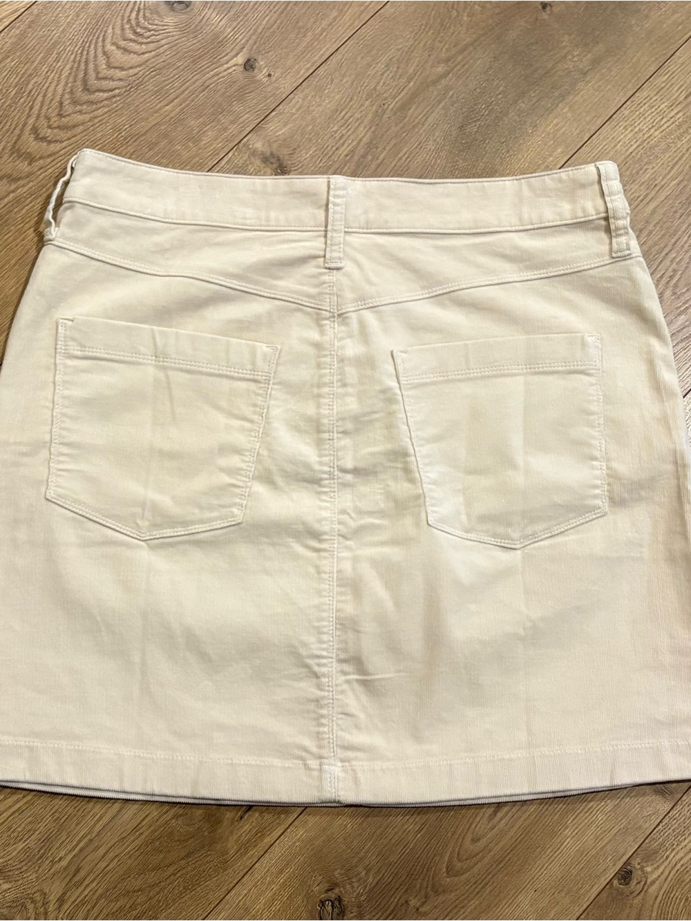 J.CREW Beige Corduroy Mini Skirt Size 10 Stretch Button Closure - Picture 7 of 8